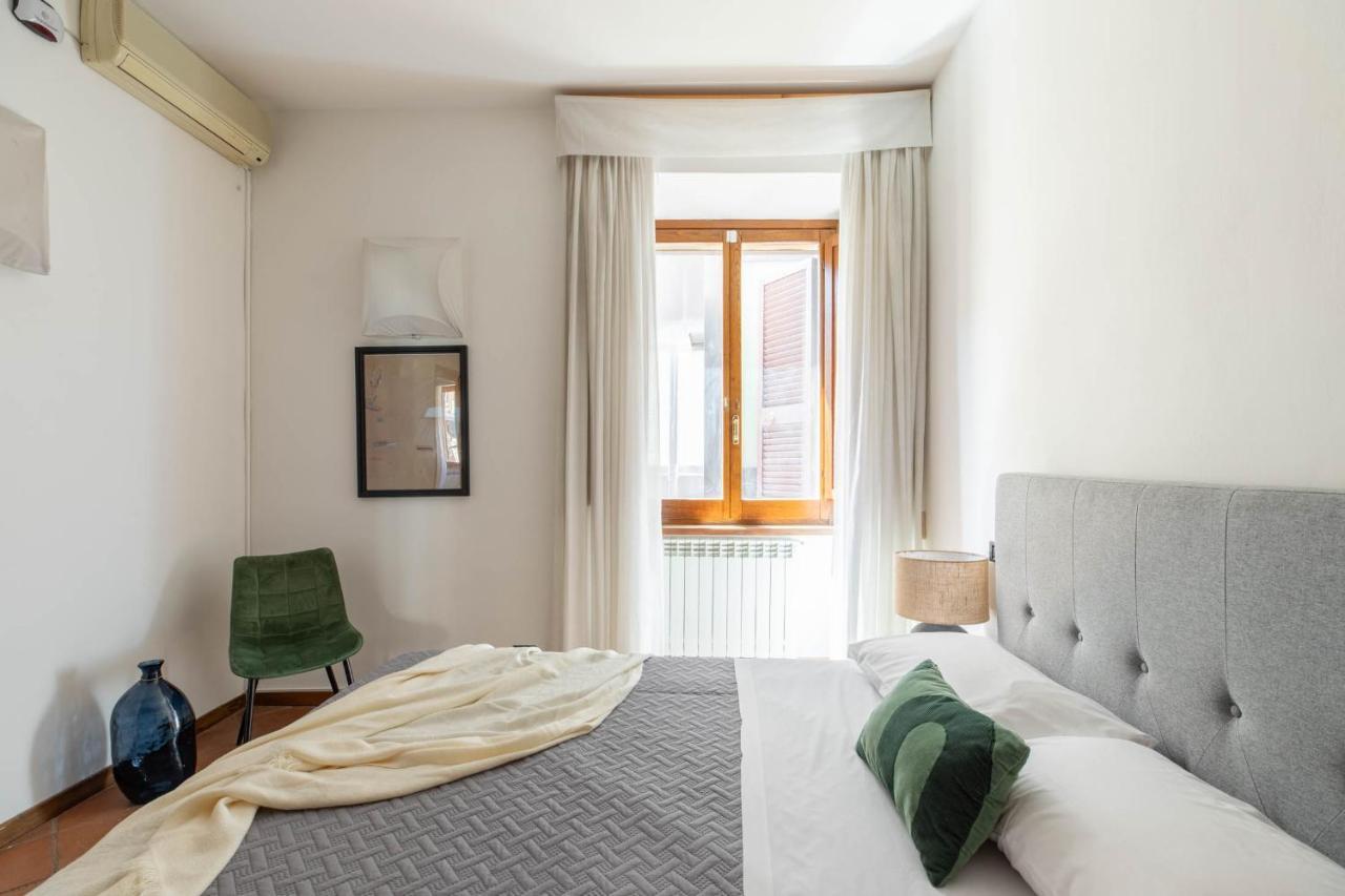 Iflat Pantheon's Roomy And Friendly Apartment Rom